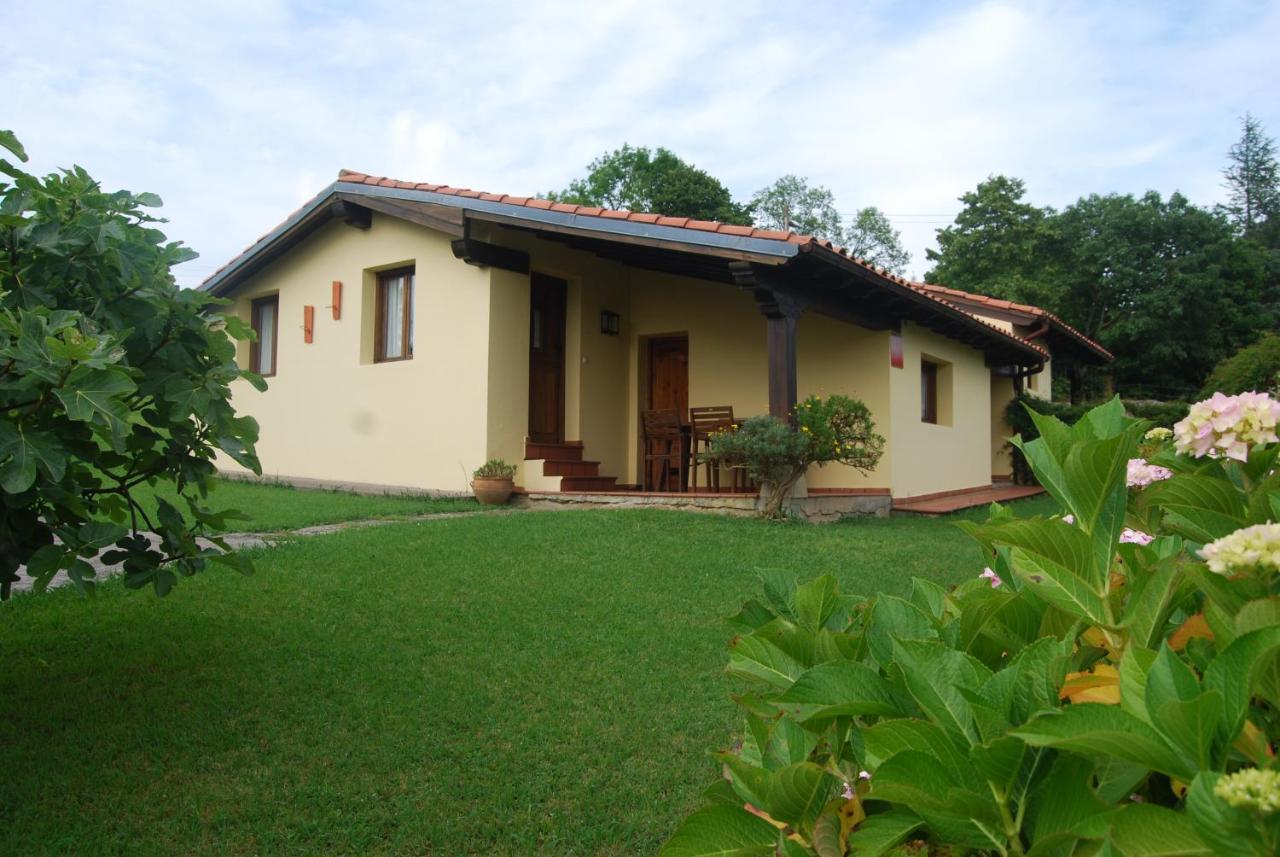 Apartamentos El Perujo Comillas Exteriör bild