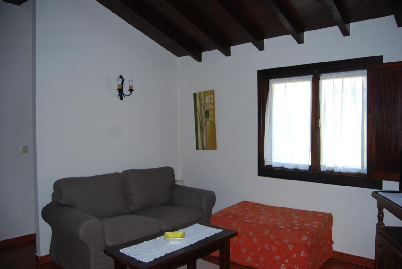 Apartamentos El Perujo Comillas Exteriör bild