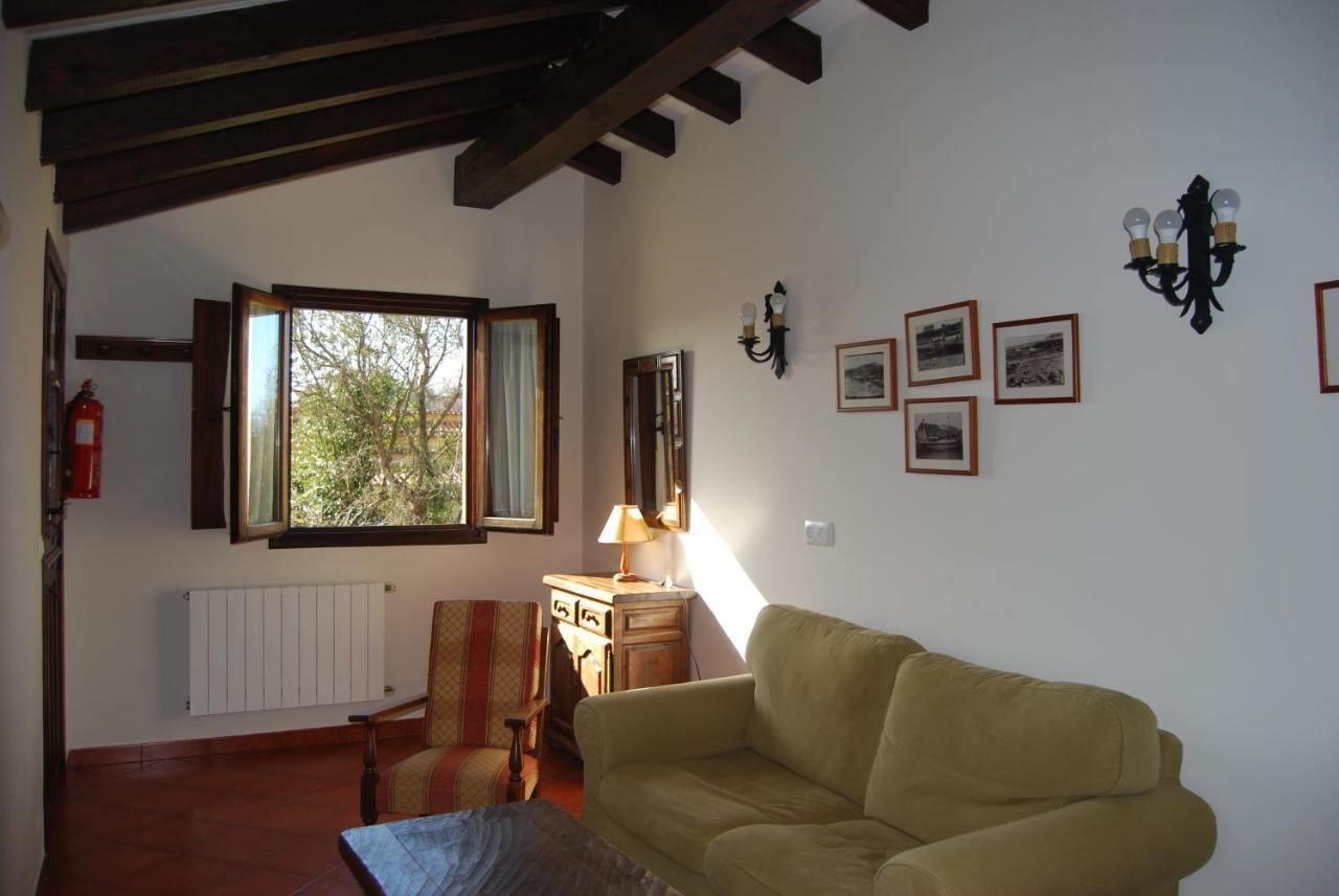 Apartamentos El Perujo Comillas Exteriör bild