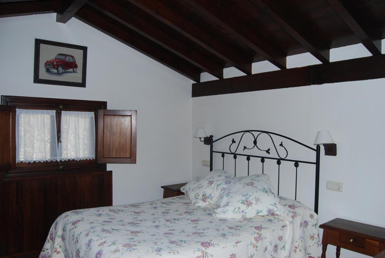 Apartamentos El Perujo Comillas Exteriör bild