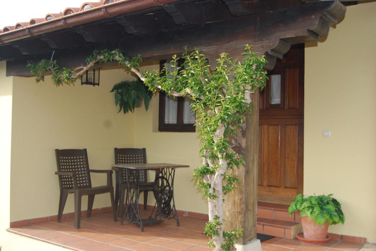 Apartamentos El Perujo Comillas Exteriör bild