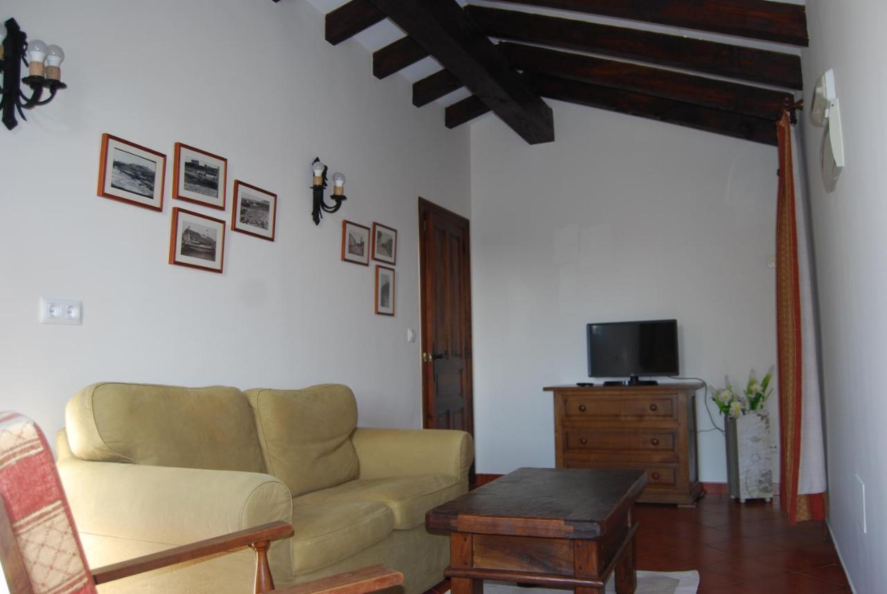 Apartamentos El Perujo Comillas Exteriör bild