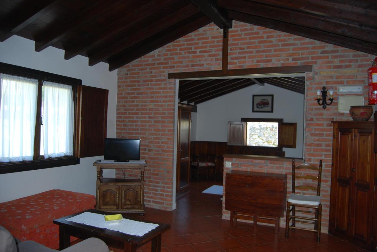 Apartamentos El Perujo Comillas Exteriör bild