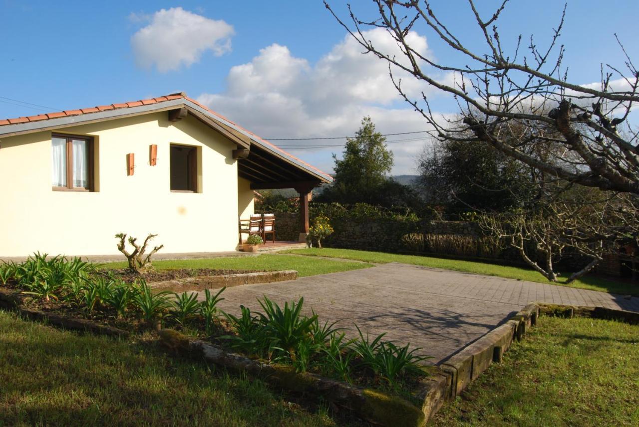 Apartamentos El Perujo Comillas Exteriör bild